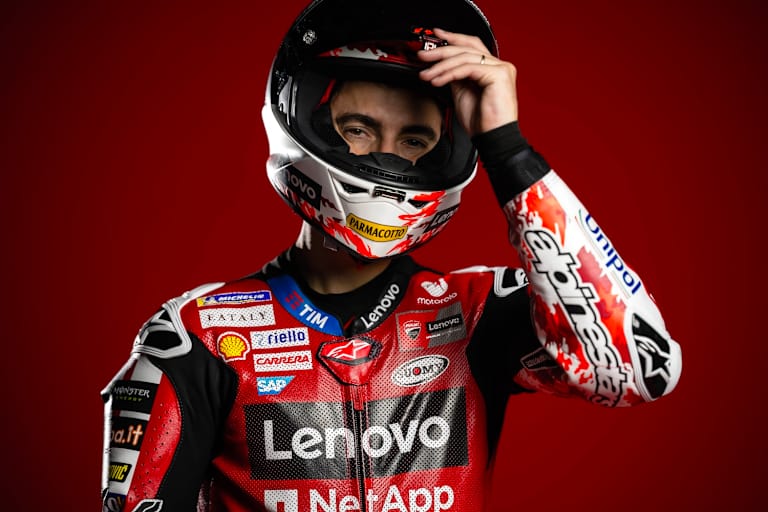 Neustart mit weißem Helm: Ducati-Lenovo-Pilot Pecco Bagnaia