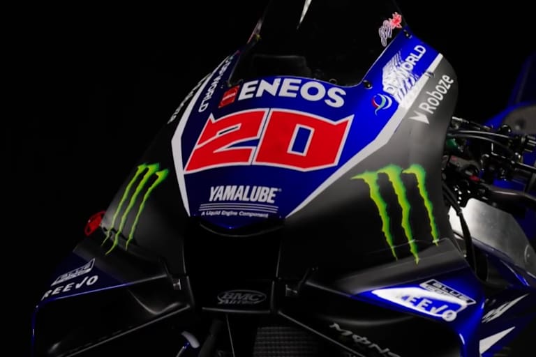 Die Front der Yamaha M1 für 2026: Jetzt mit weißen Streifen