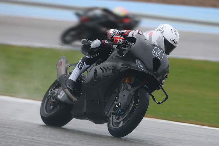 Danilo Petrucci staunt, wie gutmütig die BMW M1000RR ist