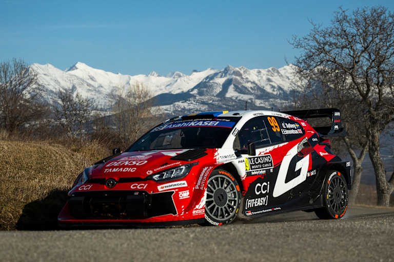 Toyota-Pilot Oliver Solberg führt die Rallye Monte Carlo an 