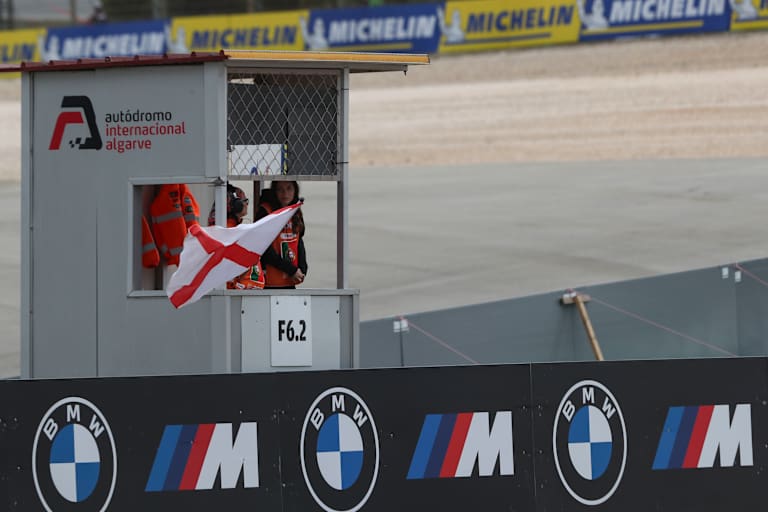 Auf Portimao rollt eine Unwetterfront zu