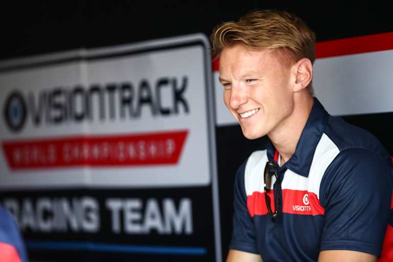 Taylor Mackenzie analysierte die Sammlung bis ins Detail