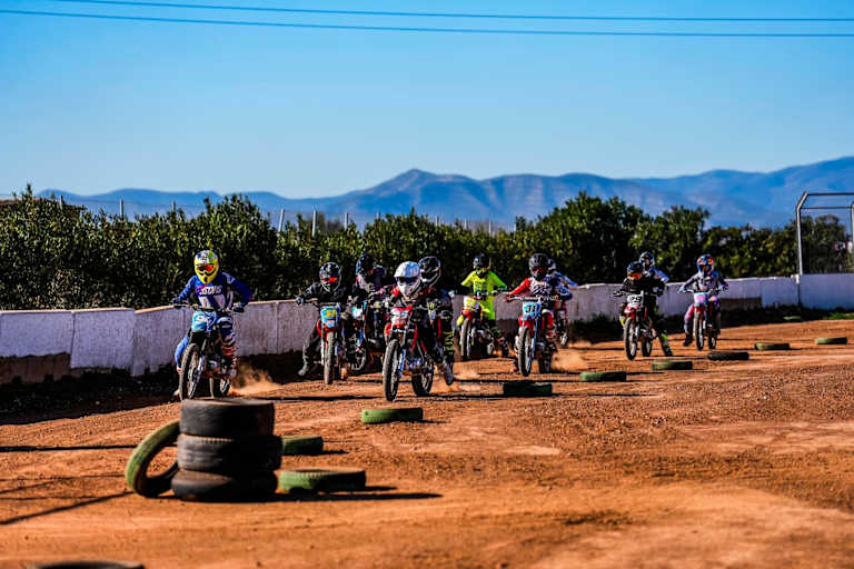 Der Aspar Circuit umfasst auch eine Flat-Track-Strecke