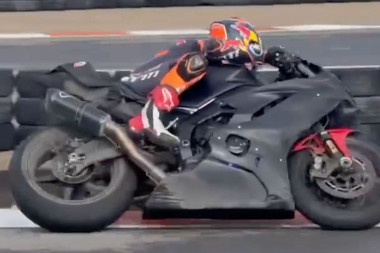 Collin Veijer beim Training auf dem Supersport-Bike