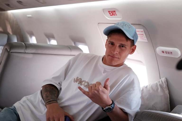 Unterwegs im Learjet: MotoGP-Werksfahrer Fabio Quartararo