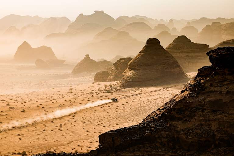 Dacia-Pilot Nasser al-Attiyah festigt zweite Position