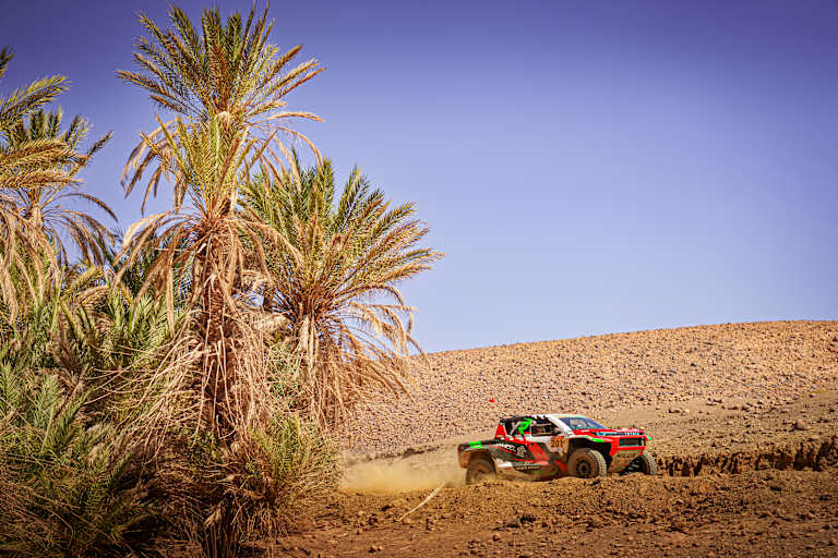Yazeed Al Rajh/Dennis Zenz mit dem Toyota auf Platz sieben