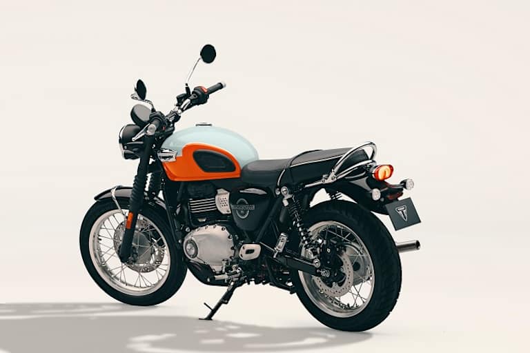 Triumph Bonneville: Der fehlende Schalldämpfer links verrät den Einzylinder