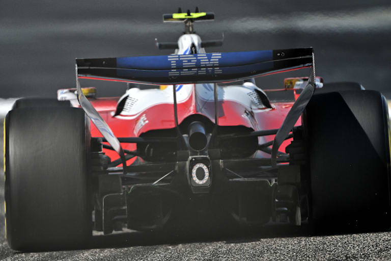 Heck des Ferrari bei Bahrain 1: mit weniger Öffnungen und ohne Flügelchen