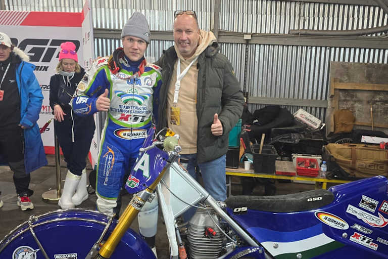 Viktor Bogdanov und der deutsche Kupplungsspezialist Holger Lund