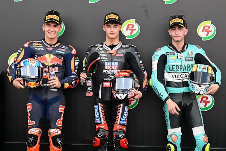 Top-3: Pole-Pilot David Almansa, Alvaro Carpe und Adrian Fernandez (re.)