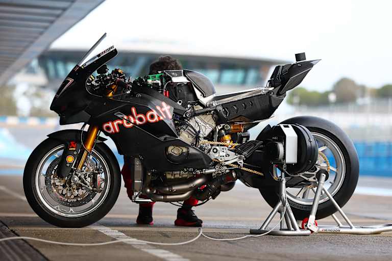 Ducati Panigale V4R 2026