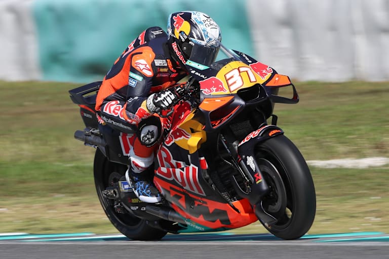 Pedro Acosta hat den Testbetrieb mit der KTM früh aufgenommen