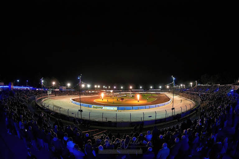 GP-Promotor Mayfield übernimmt die Ipswich Witches