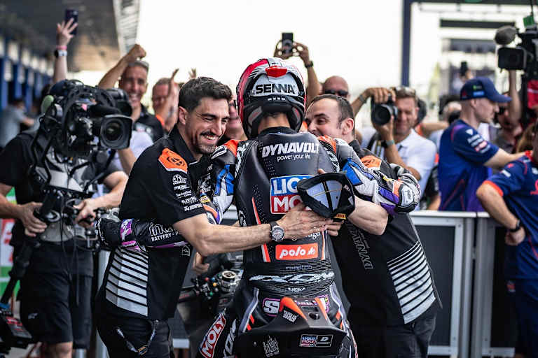 Feierten zusammen Startplatz 1: Senna Agius und Roberto Lunadei (re.)