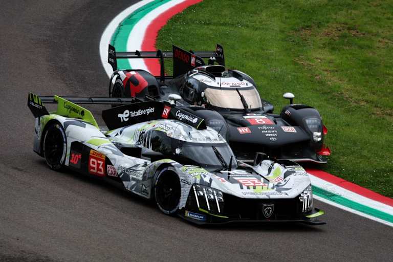 Action in der WEC mit Peugeot 9X8 gegen Toyota