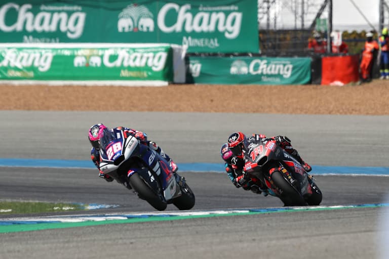 Izan Guevara beim Duell mit Manuel Gonzalez