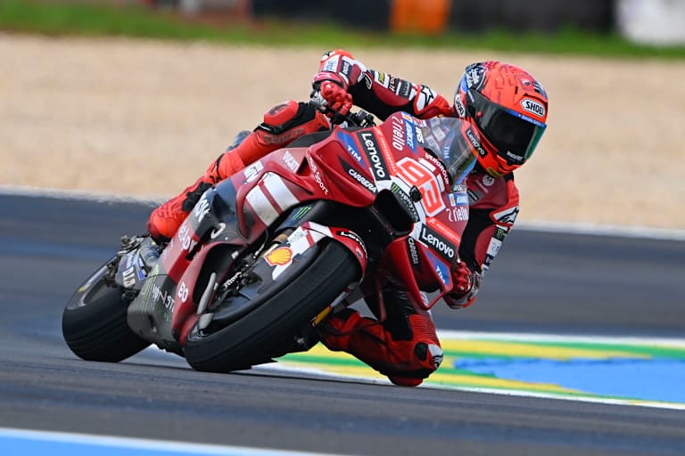 Souveräns im Q2: Weltmeister Marc Marquez