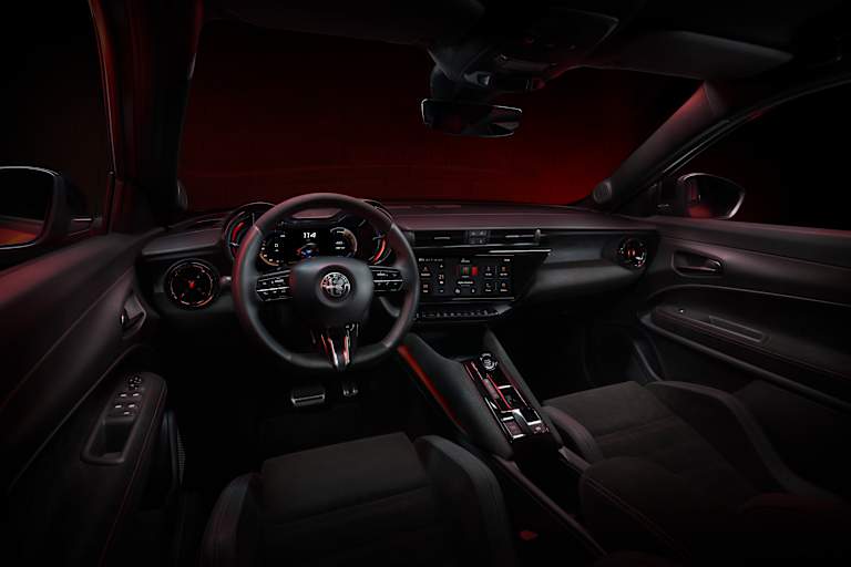 Interieur: Moderne Technik, ergonomisches Design & hochwertige Materialien