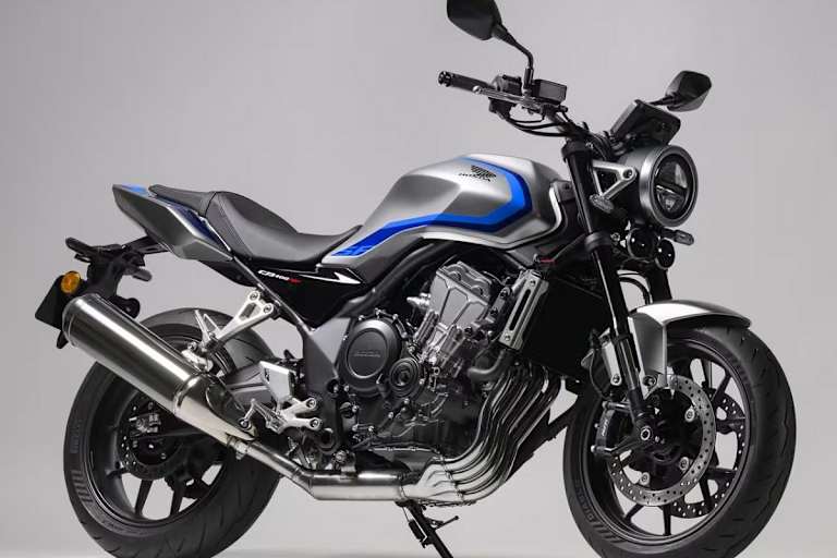 Honda CB400 Super Four: Nur schon wegen dem Fächerkrümmer brauchen wir sie 