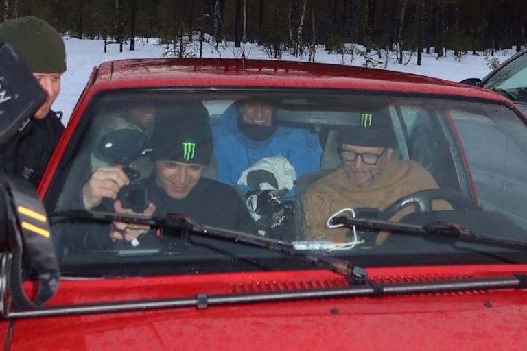 Rallye-Weltmeister Petter Solberg und F1-Champion Lando Norris im Volvo