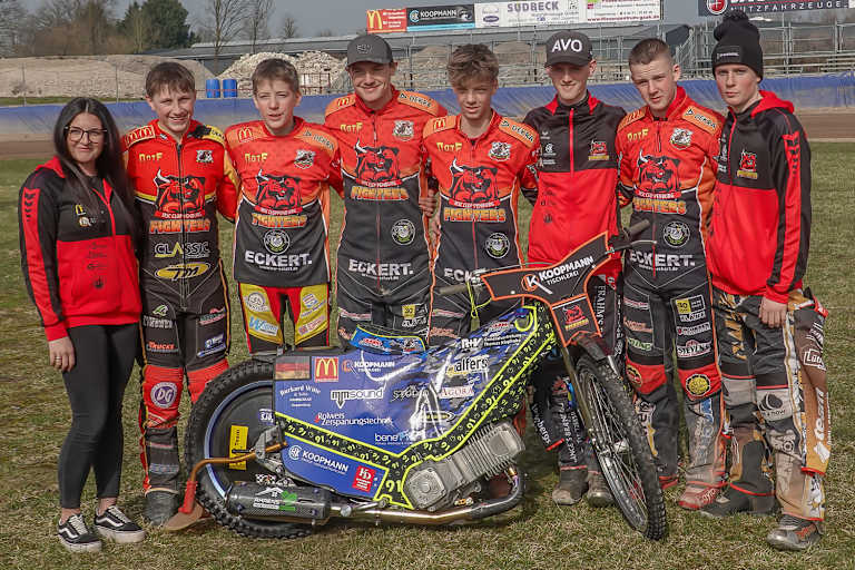 Teamchefin Selina Schumacher und die MSC Cloppenburg Fighters