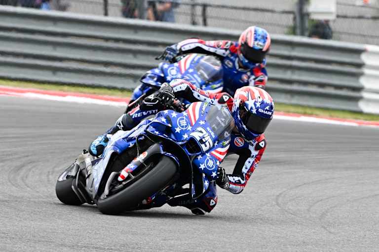 Im US-Design: Trackhouse-Pilot Fernandez (8.) vor Teamkollege Ogura