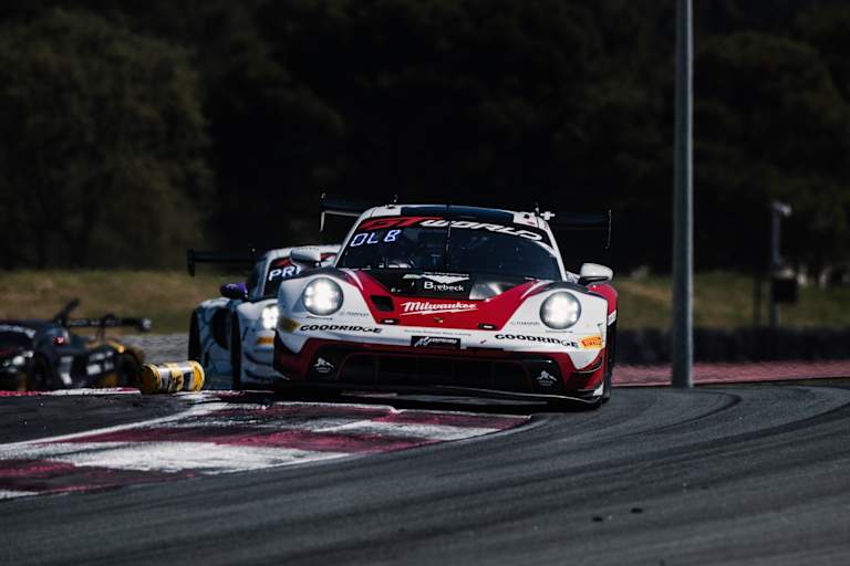 razoon - more than racing hat das Fahrertrio präsentiert