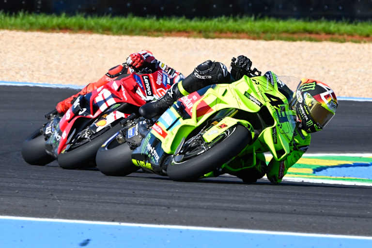 Fabio Di Giannantonio vor Marc Marquez