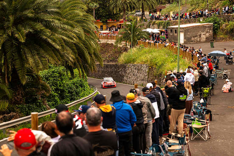 Toyota-Pilot Takamoto Katsuta beim Shakedown