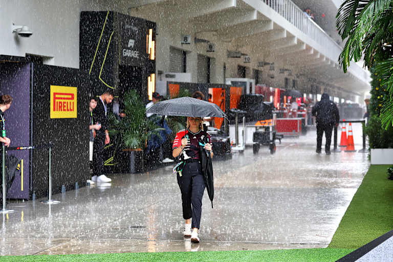 Bereits im vergangenen Jahr regnete es am Rennsonntag in Miami