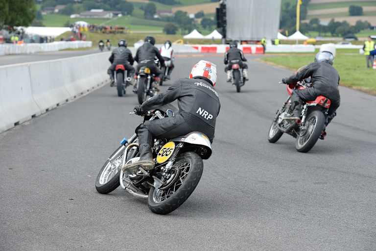 Lignières, einzige Schweizer Rundstrecke, genutzt etwa für Oldtimer-Rennen