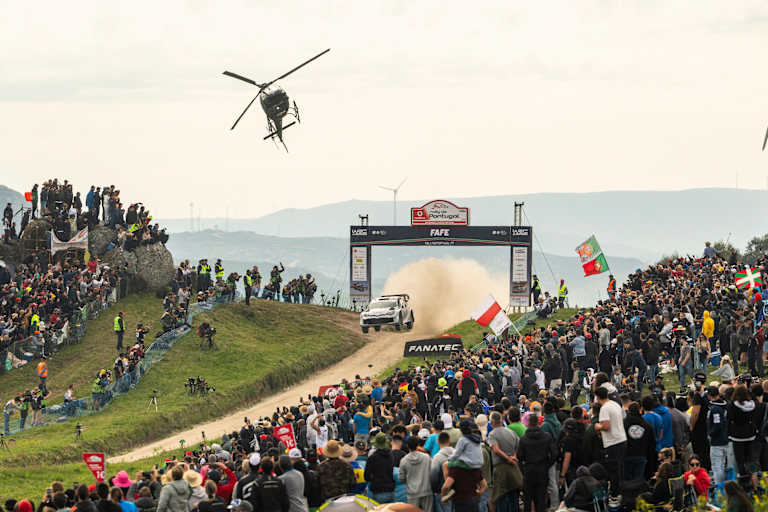 Sebastien Ogier flog bei der Rallye Portugal 2025 zum Sieg