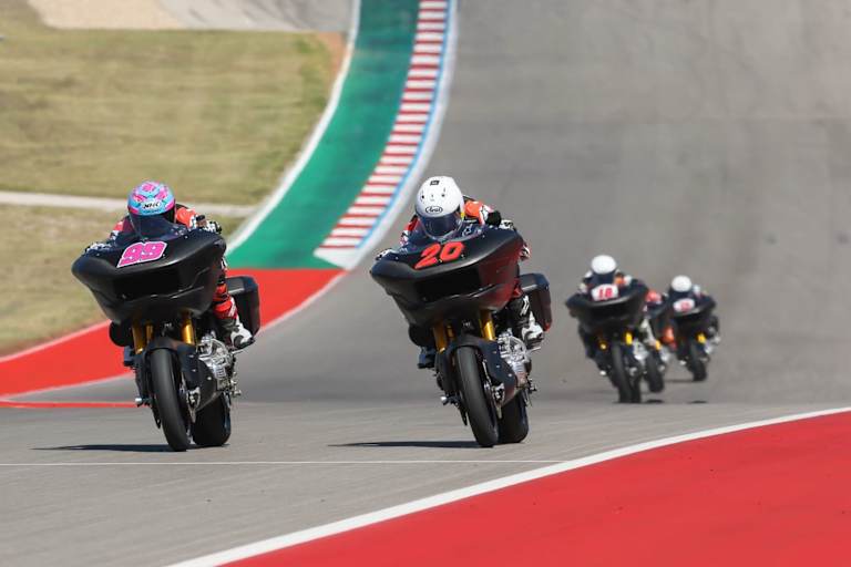 Ab Mugello wird sich Andrea Iannone unter die Bagger-Piloten mischen