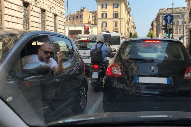 Gemäss allen Vorurteilen: Am Aggressivsten ist der Strassenverkehr in Rom