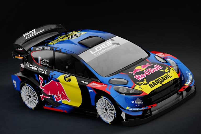 Sebastien Loeb/Laurene Godey im Youngtimer-Ford in den Vogesen  am Start