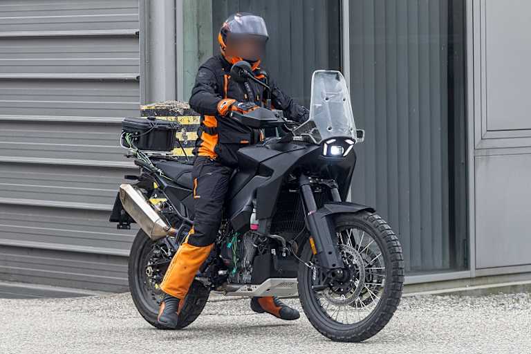 Das Design der kommenden KTM 790 Adventure ist schlanker und gefälliger