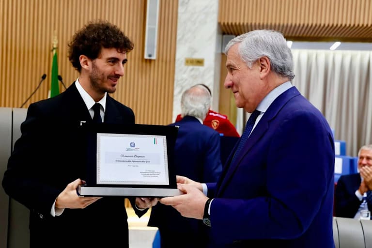 Pecco Bagnaia und der italienische Außenminister, Antonio Tajani