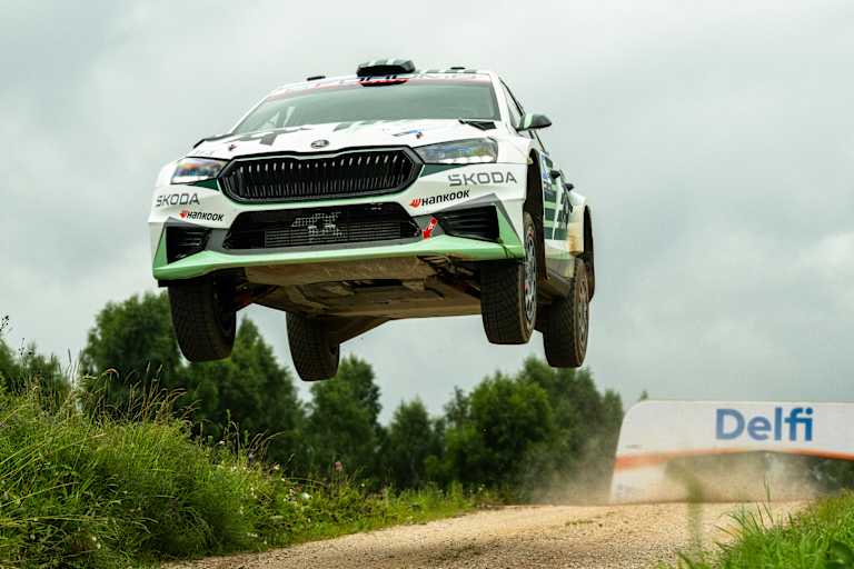 Local-Hero Robert Virves gewann die WRC2-Wertung