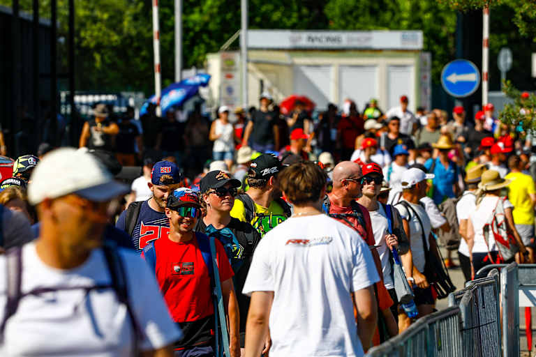 Viele Hardcore-Fans bangen um die MotoGP