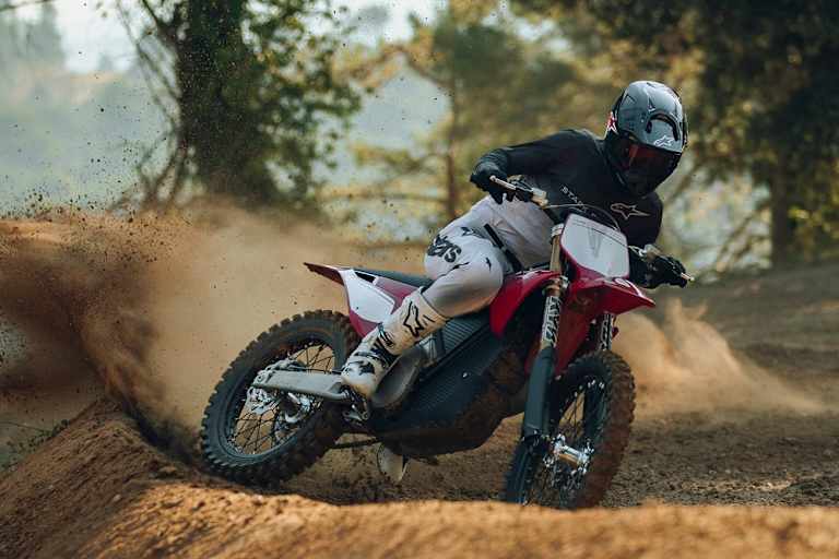 Stark Varg MX Factory Edition: KYB A-Kit Fahrwerk serienmässig