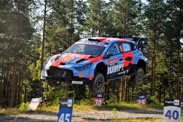 Im Höhenflug an die Spitze: Adrien Fourmaux