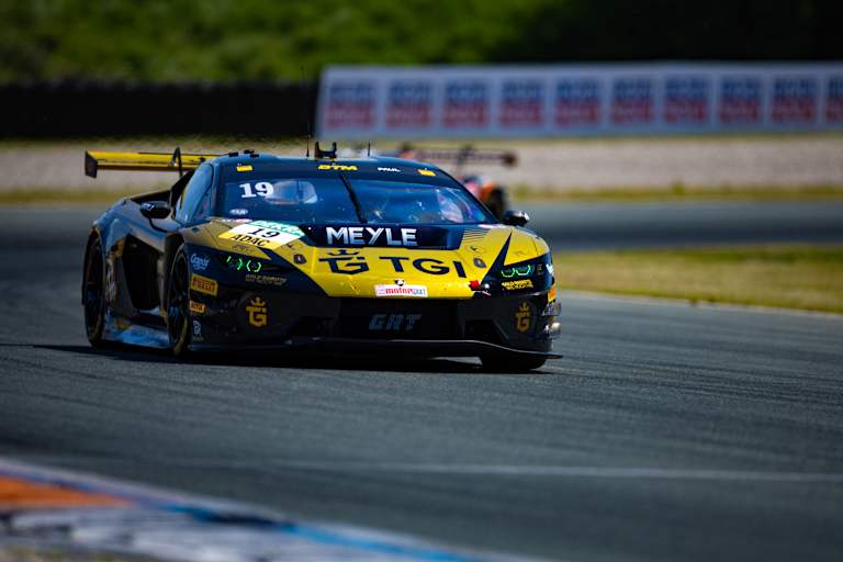 Christian Engelhart steuert auf dem Nürburgring den zweiten Grasser Lambo