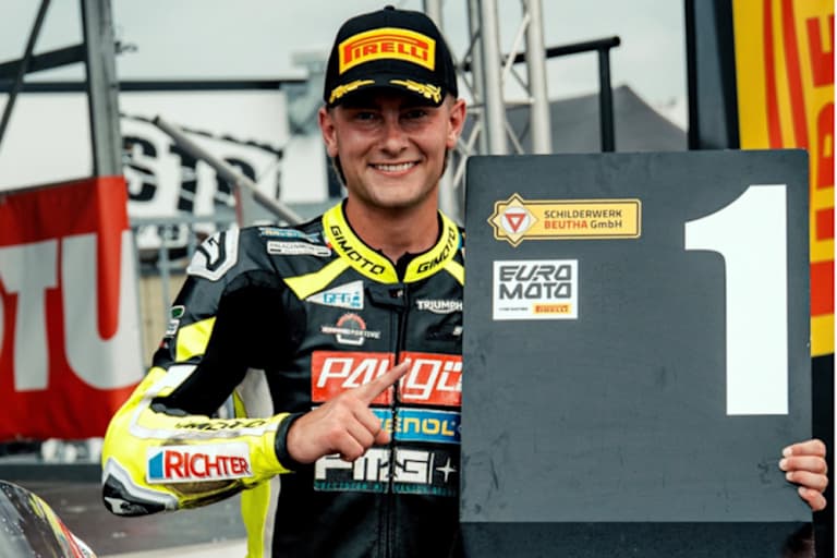 Ruben Bijman gewinnt Lauf 1