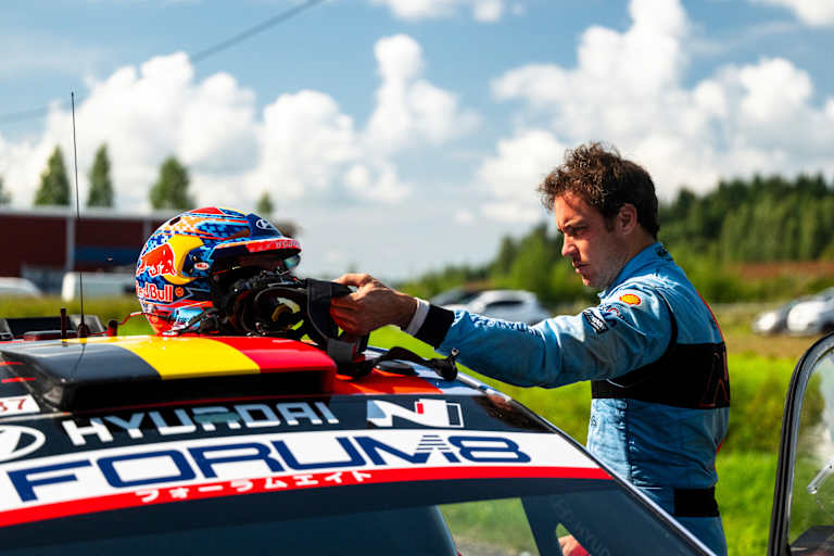 Nachdenklich: Thierry Neuville auf Platz fünf