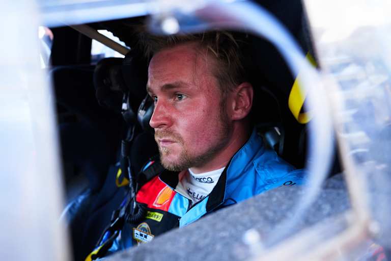 Hyundai-Teilzeitfahrer Esapekka Lappi mit Blick nach vorne