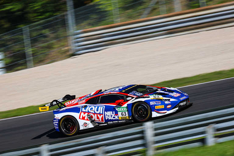 Der Engstler Lamborghini verliert die Pole-Position
