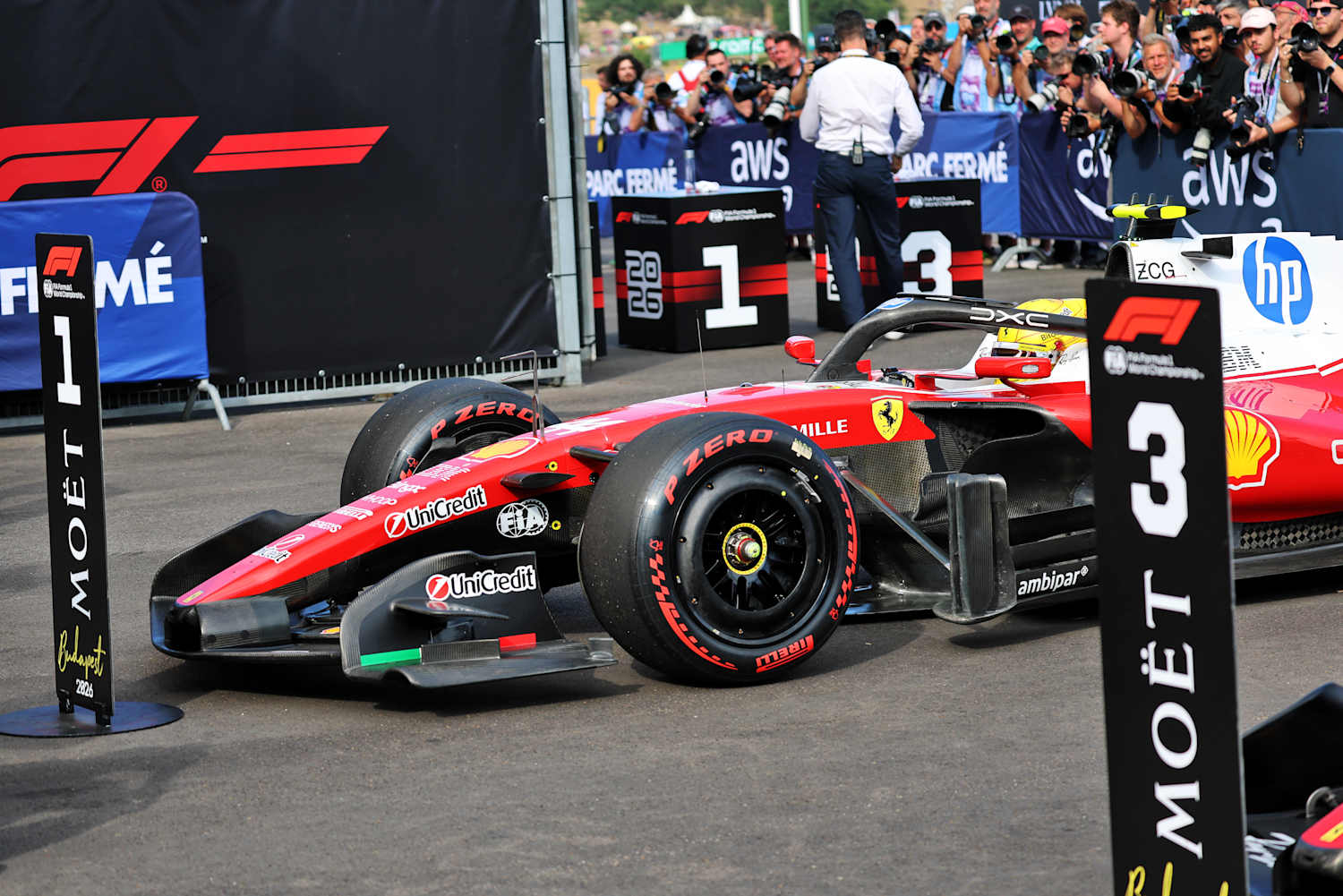 Illegally parked Lewis Hamilton (2nd) faces penalty: “It came as a shock to  me” - Formula 1 - SPEEDWEEK.com